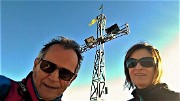 45 Alla grande croce del Podona (anticima, 1183 m)